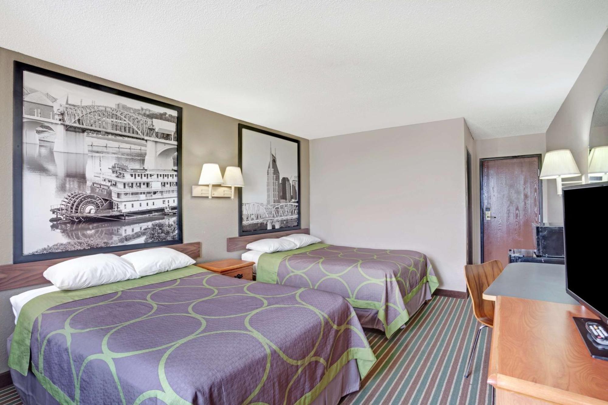 Super 8 By Wyndham Nashville/ Dntn/ Opryland Area Екстериор снимка