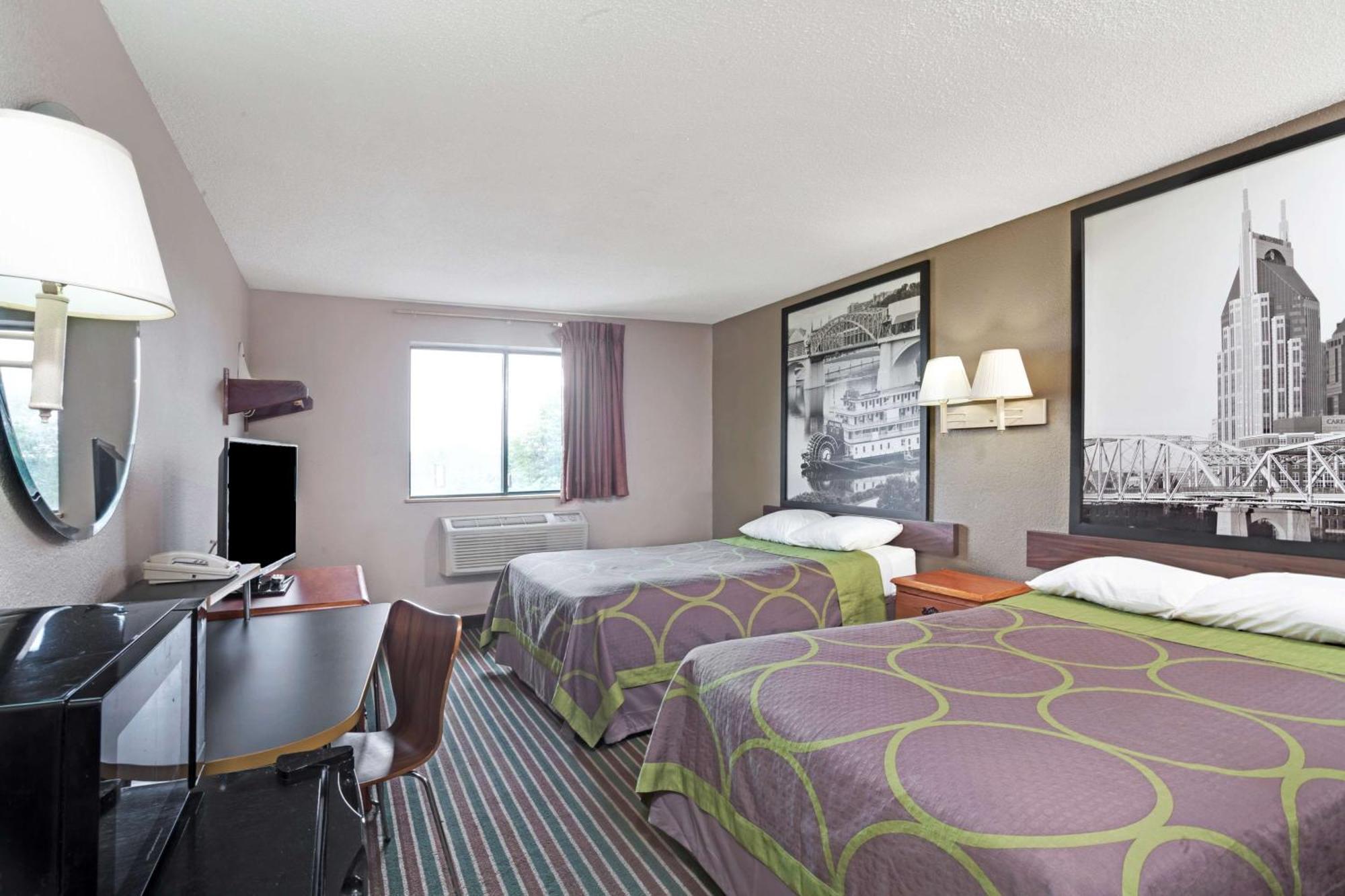 Super 8 By Wyndham Nashville/ Dntn/ Opryland Area Екстериор снимка