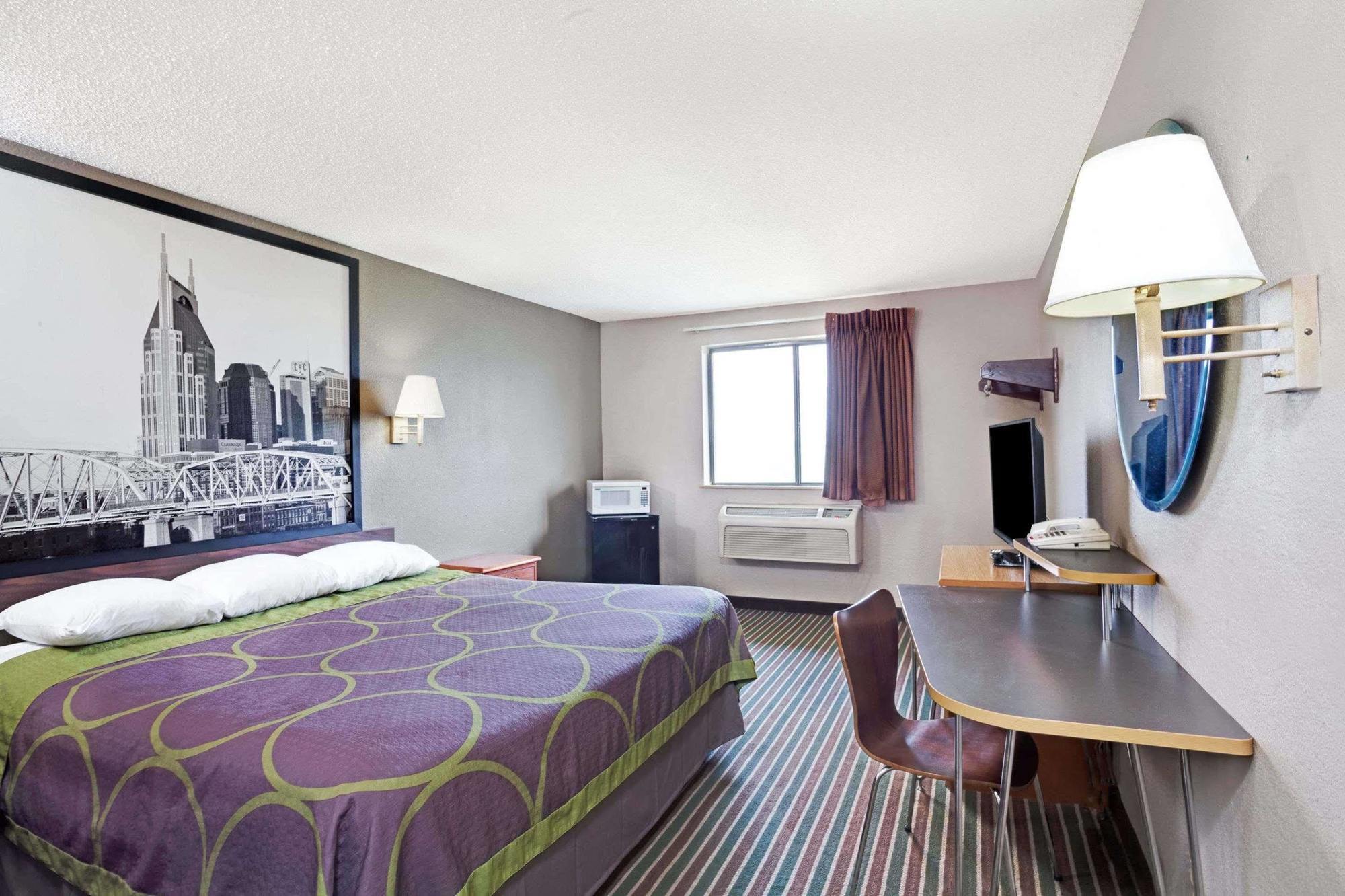 Super 8 By Wyndham Nashville/ Dntn/ Opryland Area Екстериор снимка